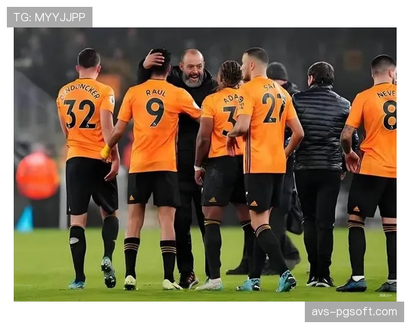 水晶宫2-0完胜狼队,奥利斯传射建功